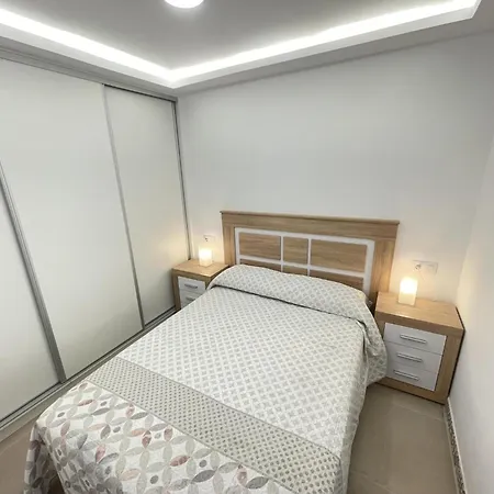 Lejlighed 11. Beautiful Esmeralda, A/c, Wifi *